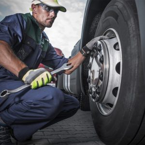 Tyre-Change-for-Trucks-trailers.jpg